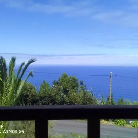 Holiday home 3 Bedrooms House With Sea View And Enclosed Garden At *